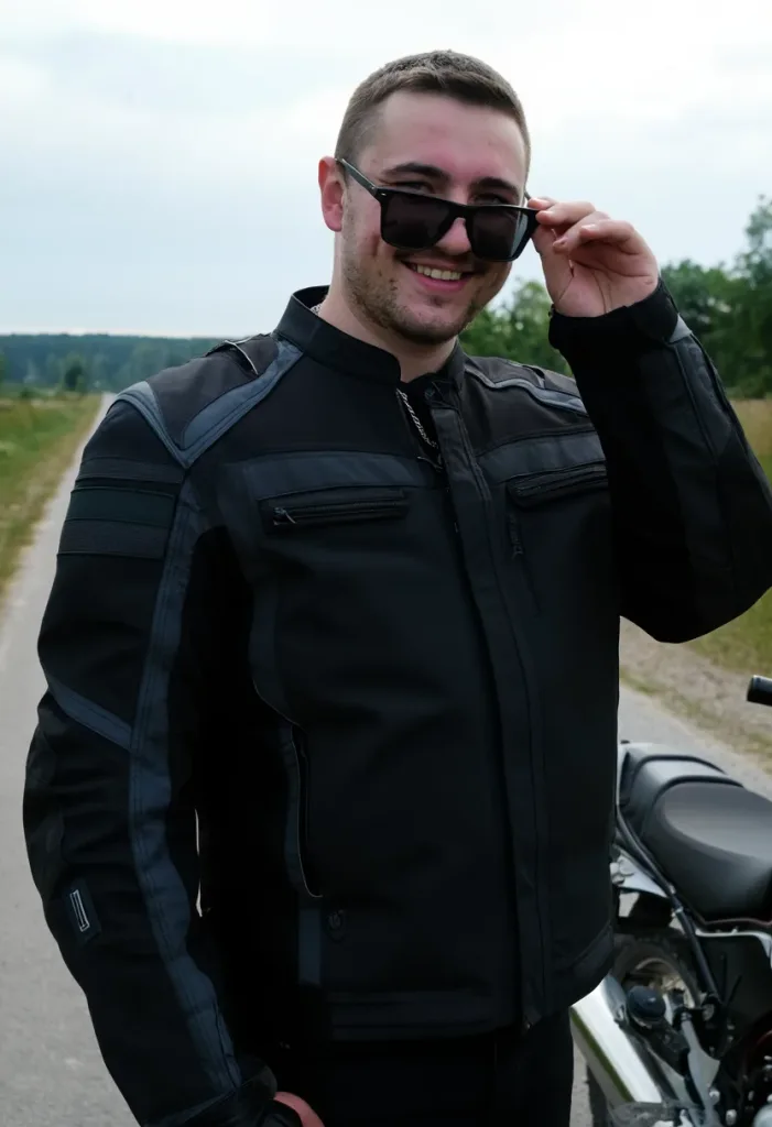 Максим